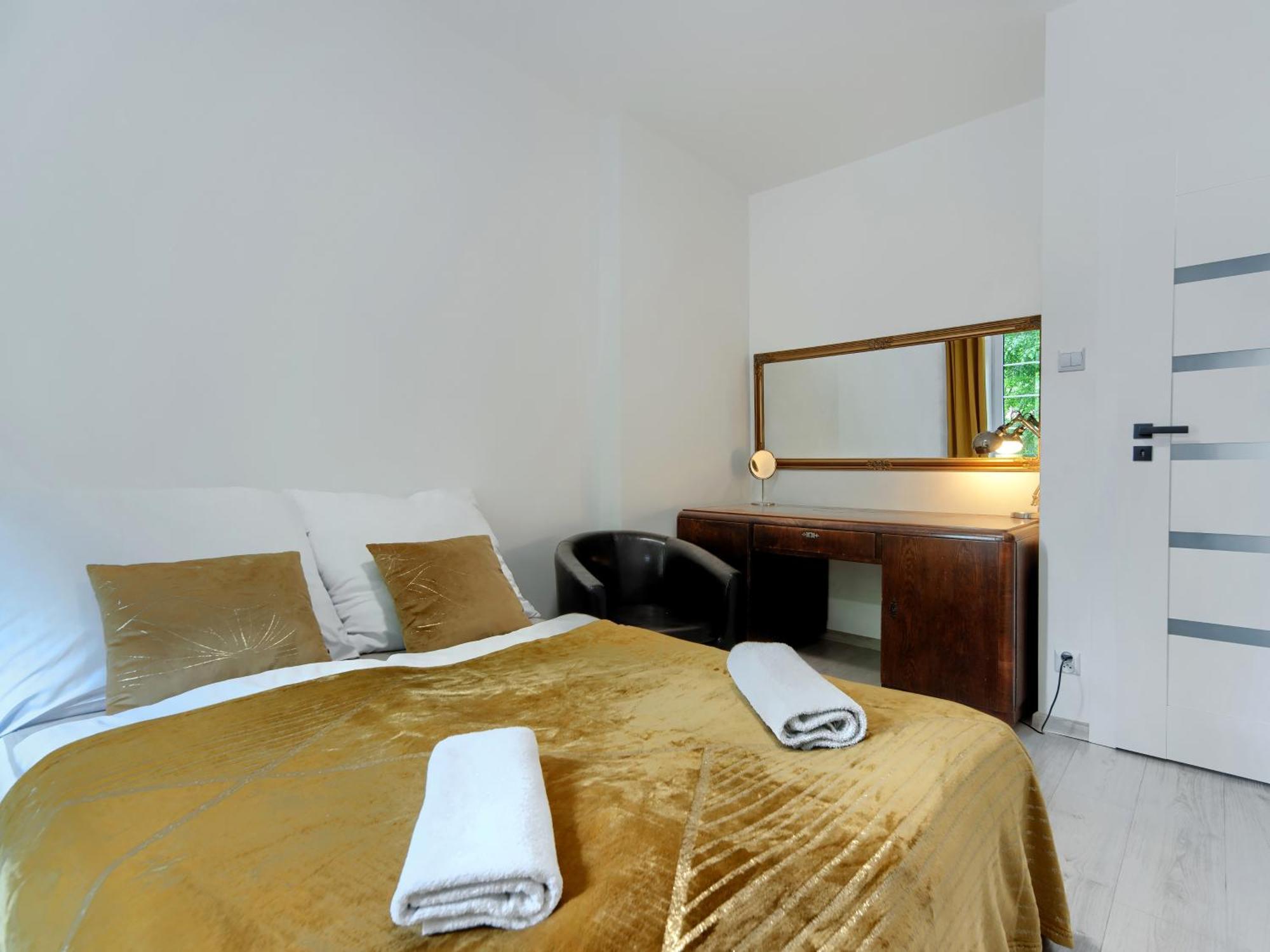 Mhs Family Apartment Old Town Гданьск Экстерьер фото